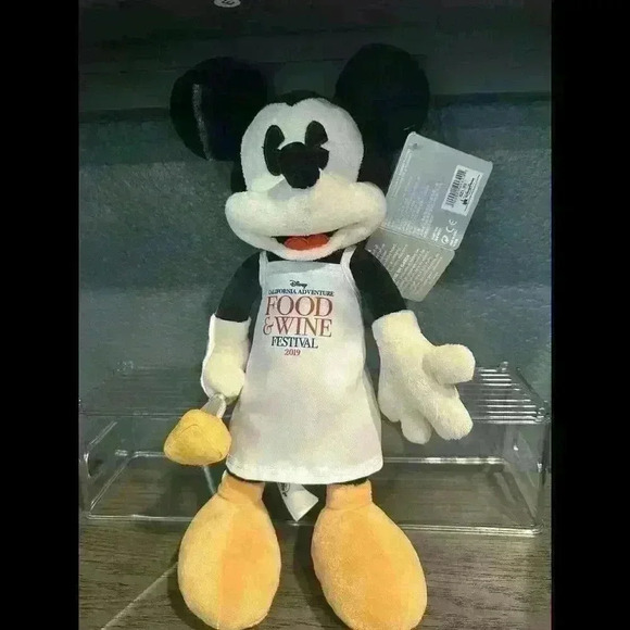 2019 Disney Food & Wine Festival Mickey Mouse California Adventure Plush 13" NWT